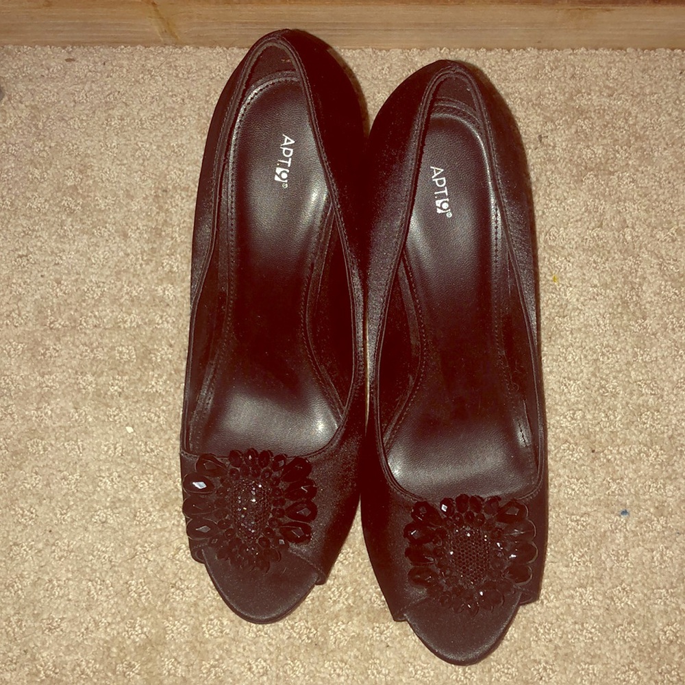 Apt 9 heels with black gem detail